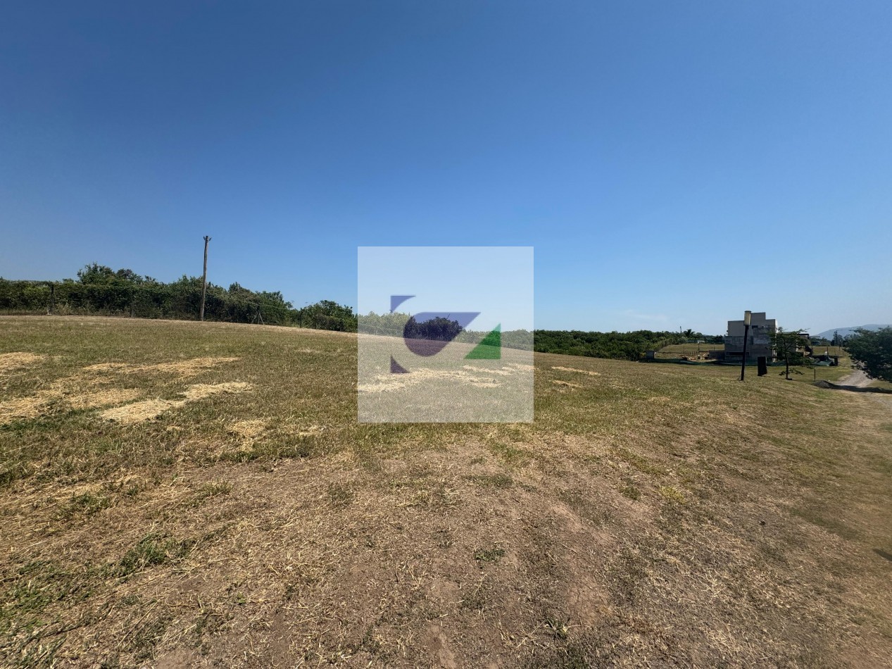 TERRENO EN VENTA EN COUNTRY PORTAL DEL SOL- LOS NOGALES