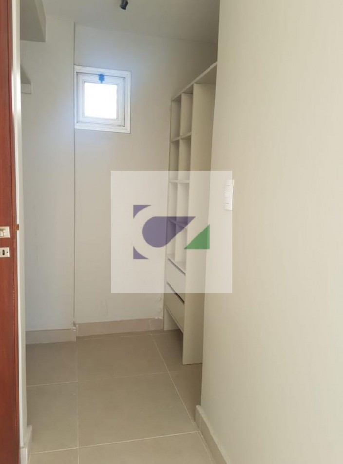 DEPARTAMENTO EN VENTA- MARCOS PAZ AL 700