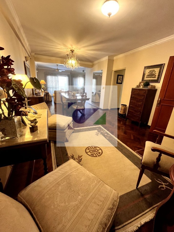 DEPARTAMENTO EN VENTA- SAN JUAN al 600 