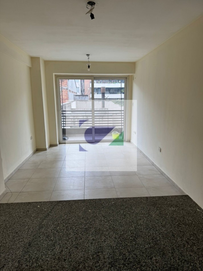 DEPARTAMENTO EN VENTA BALCARCE 600