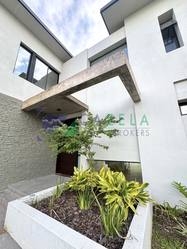 CASA EN VENTA EN EL NOGAL COUNTRY