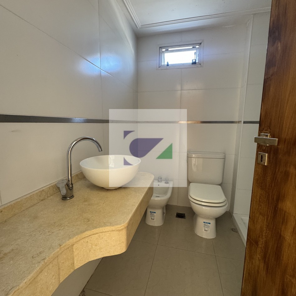 DEPARTAMENTO EN VENTA BALCARCE 500