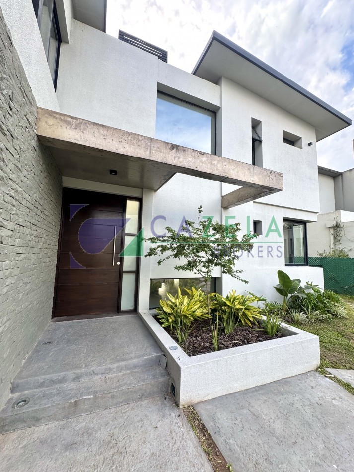 CASA EN VENTA EN EL NOGAL COUNTRY