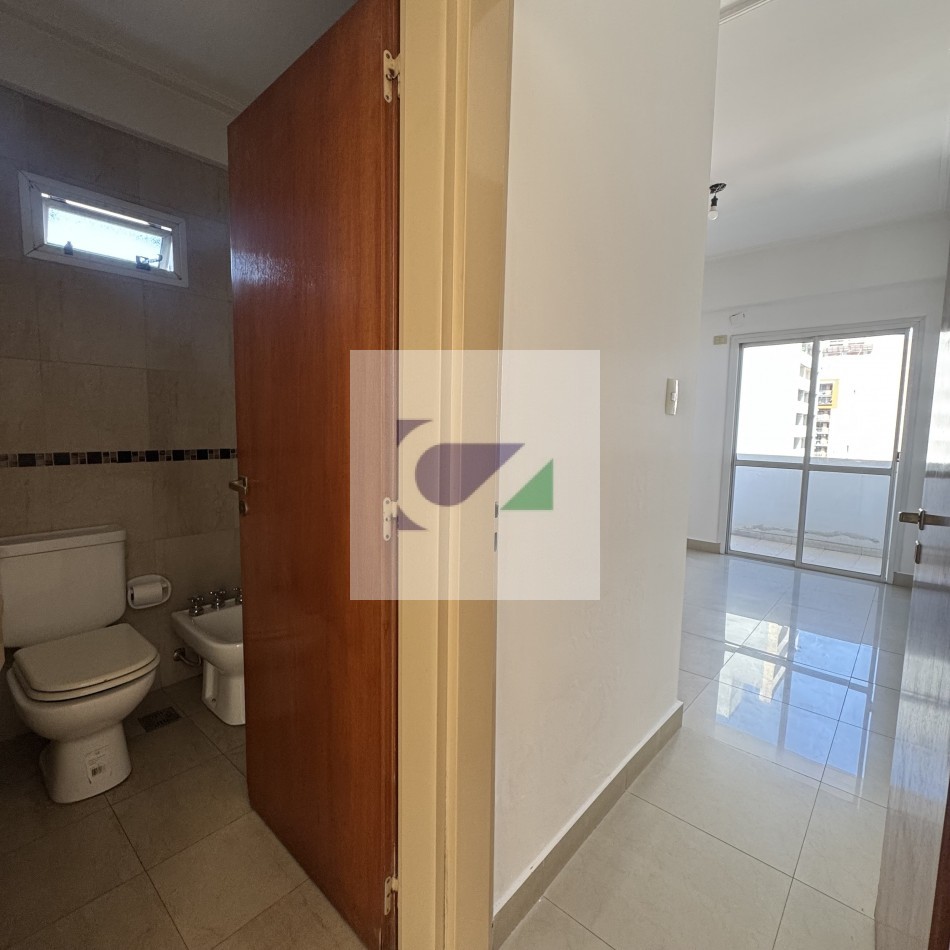 DEPARTAMENTO EN VENTA BALCARCE 500