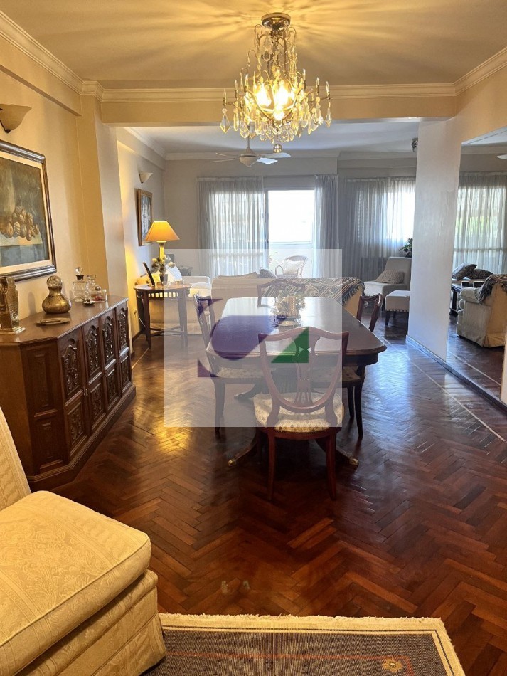 DEPARTAMENTO EN VENTA- SAN JUAN al 600 