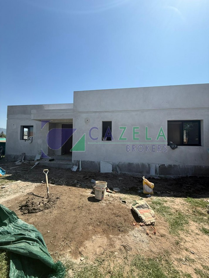 CASA A ESTRENAR EN BARRIO PRIVADO LAS CAÑAS 