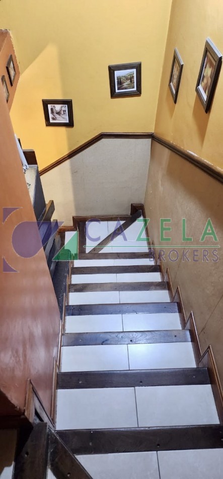 CASA EN VENTA EN PASAJE FERNANDEZ AL 4000
