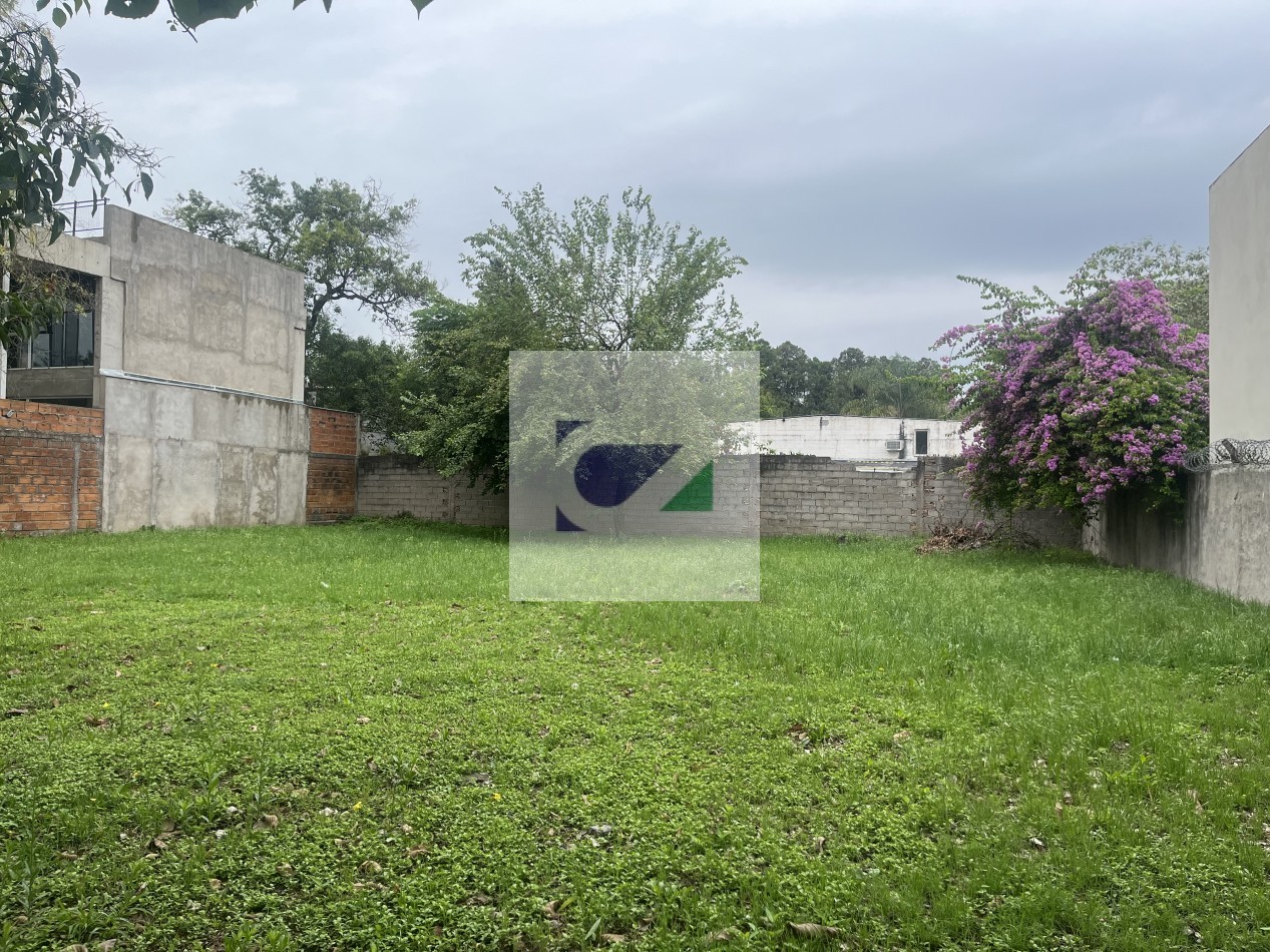 IMPORTANTE TERRENO EN VENTA RECONQUISTA Y AVENIDA ACONQUIJA 