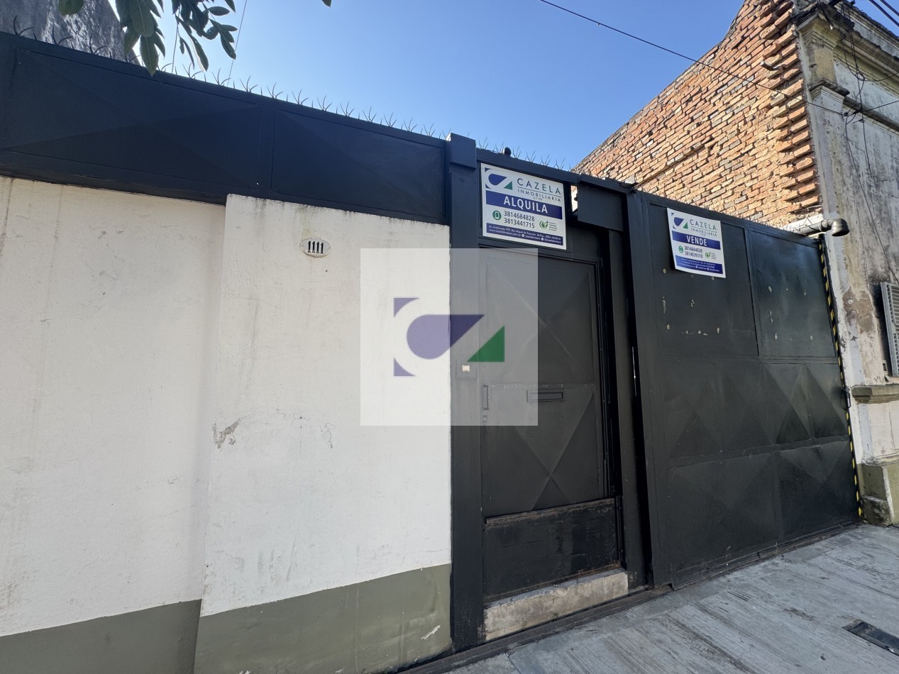CASA EN VENTA CALLE BALCARCE al 1000
