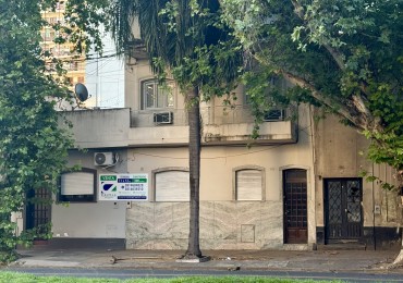 CASA EN VENTA EN AV. AVELLANEDA AL 600