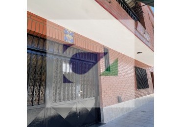 Casa Pasaje Ambrosio Nougues 1500 a metros de 4 Avenidas