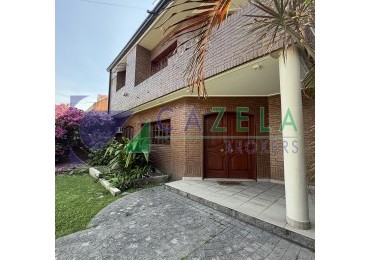 CASA EN VENTA EN BARRIO BEVERLY HILLS